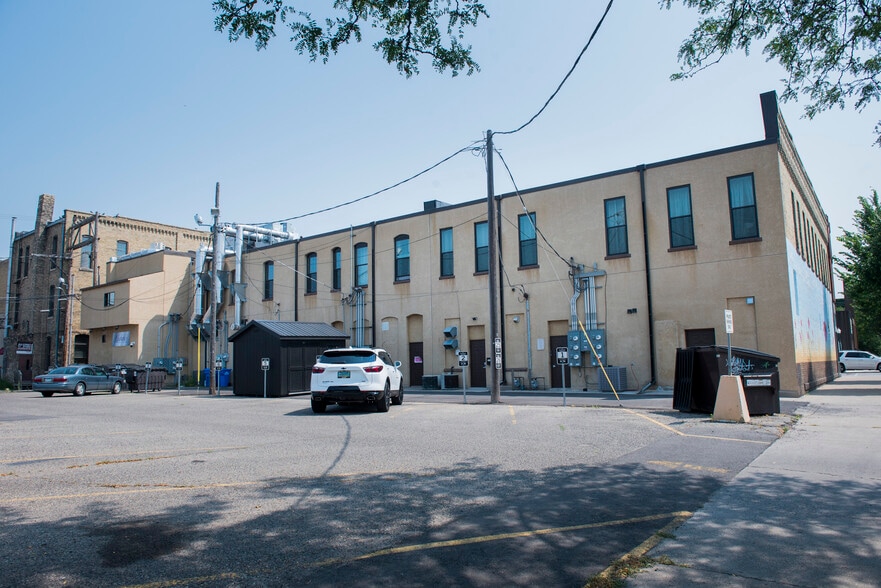 More Photos Of 23 8th St S, Fargo Apartments For Sale