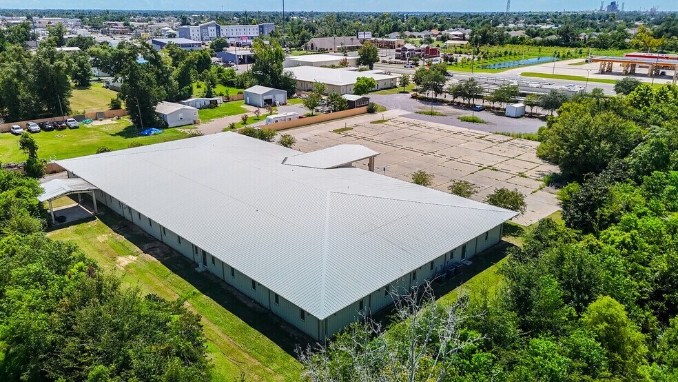More Photos Of 230 N Tyndall Pky, Panama City Office For Lease