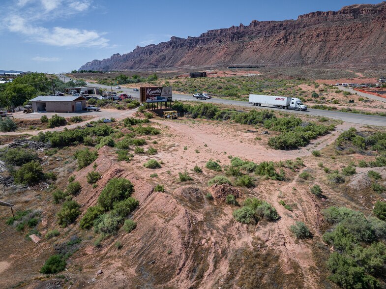 More Photos Of 1431 Arnel Ln, Moab Land For Sale