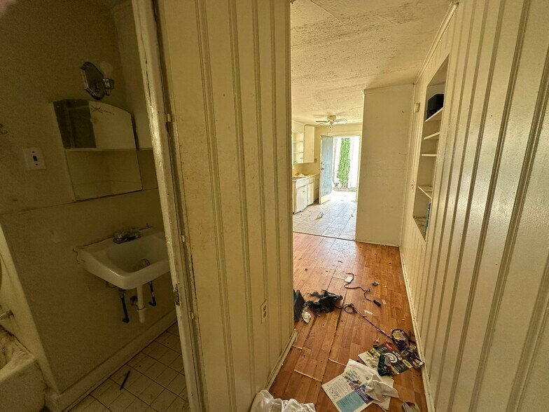 More Photos Of 555 E Boyd Dr, Baton Rouge Multifamily For Sale