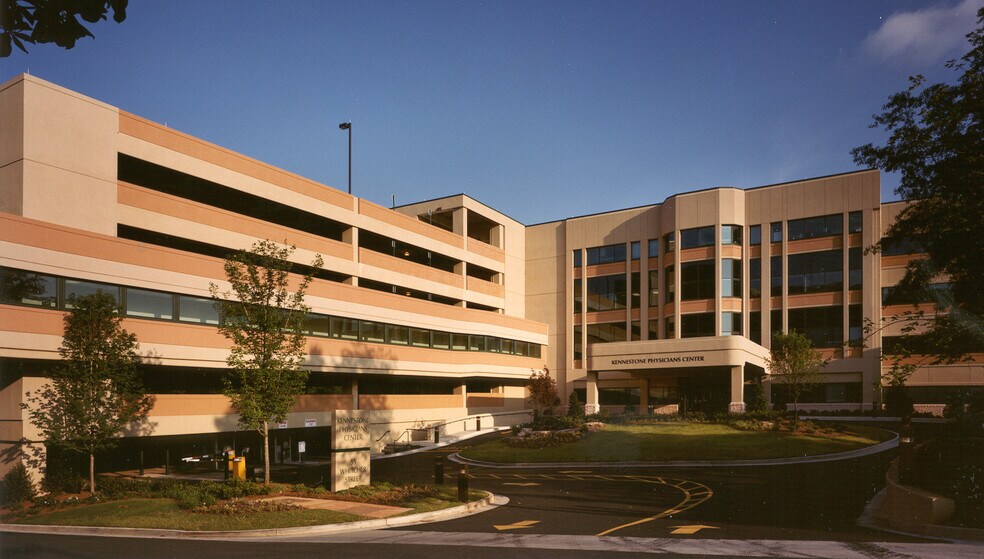 More Photos Of 55 Whitcher St, Marietta Medical For Lease