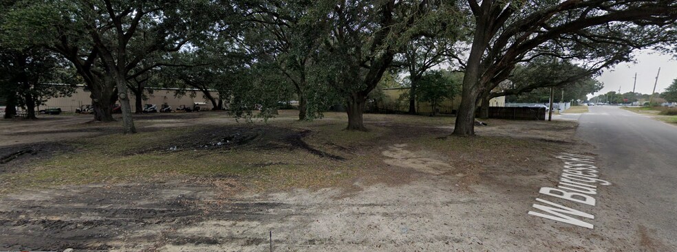 More Photos Of 564 Burgess Rd, Pensacola Warehouse For Lease