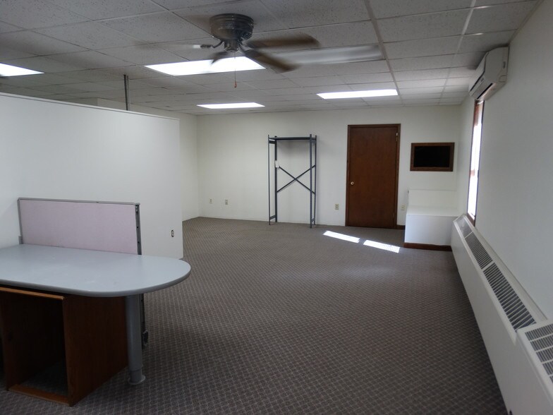 More Photos Of 312 N Central Ave, Duluth Office For Lease