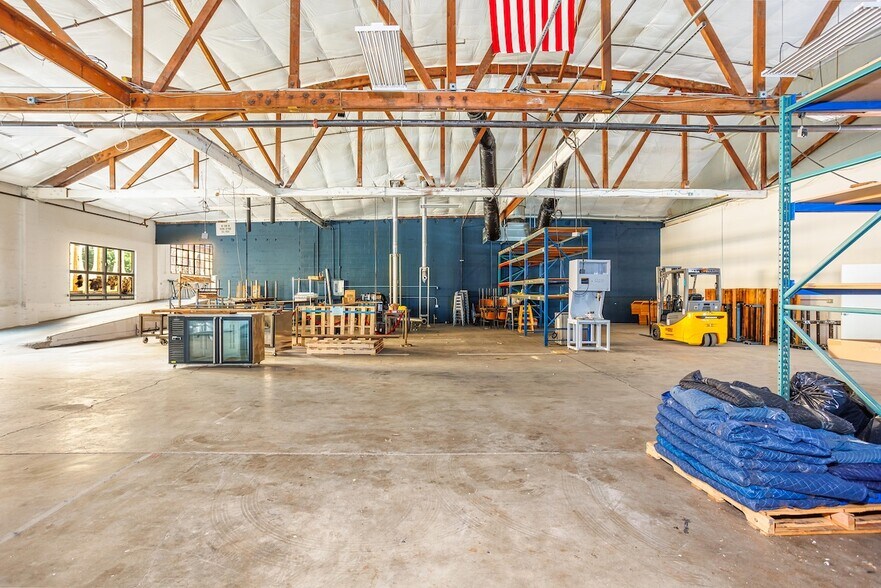 More Photos Of 2336 N Randolph Ave, Portland Unknown For Lease