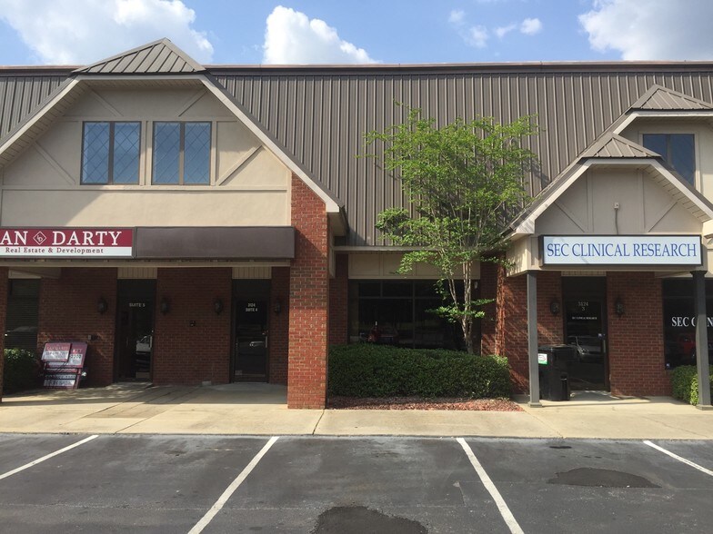 More Photos Of 3124 W Main St, Dothan Office For Lease