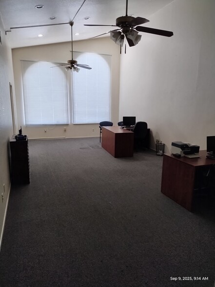 More Photos Of 700 Scenic Dr, Modesto Office For Lease