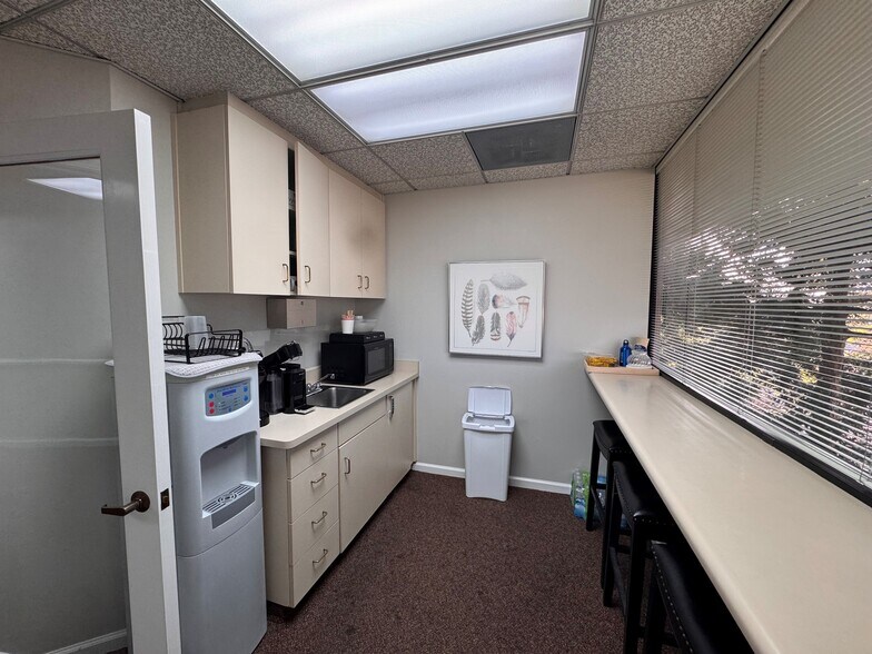 More Photos Of 1805 N California St, Stockton Medical For Sale