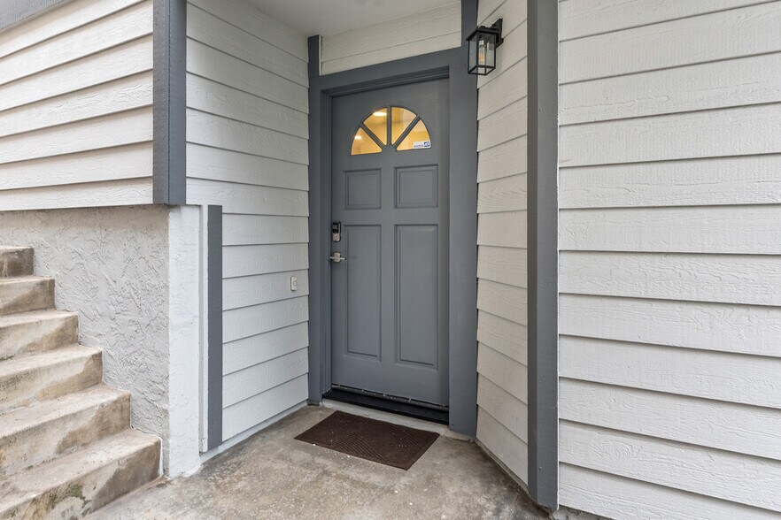 More Photos Of 813 Isthmus Ct, San Diego Apartments For Sale