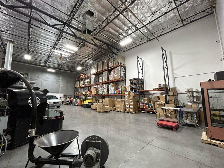 More Photos Of 2950 E Sunset Rd, Las Vegas Showroom For Sale