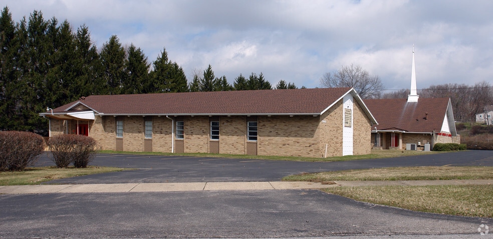 More Photos Of 1900 East Ave, Akron Religious Facility For Sale