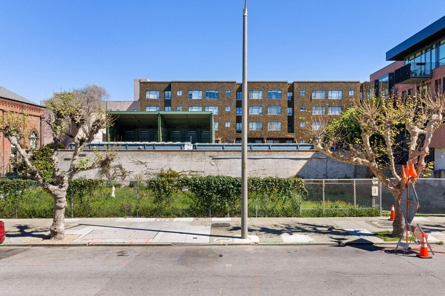 More Photos Of 3620 Buchanan St, San Francisco Land For Sale