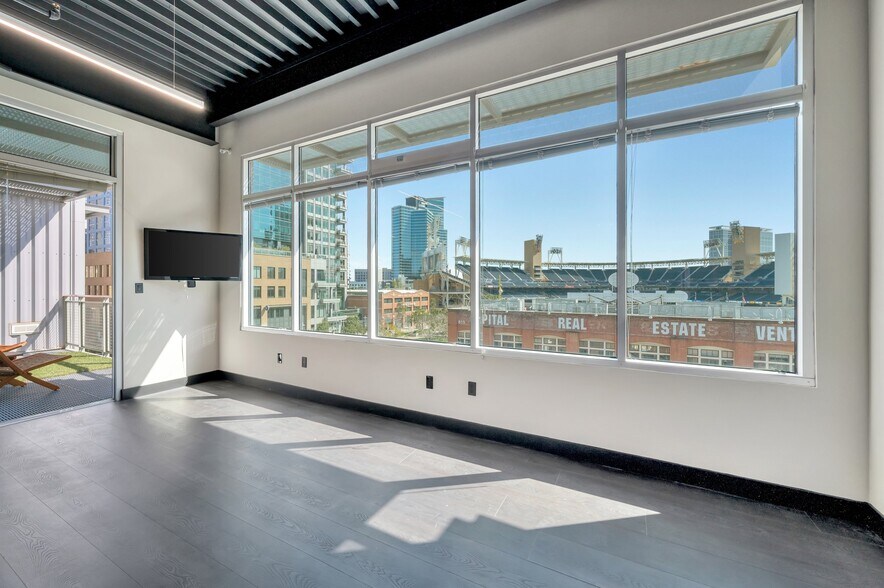 More Photos Of 406 9th Ave, San Diego Loft Creative Space For Sale
