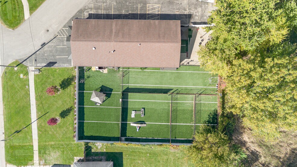 More Photos Of 2412 Midland Rd, Saginaw Service For Sale