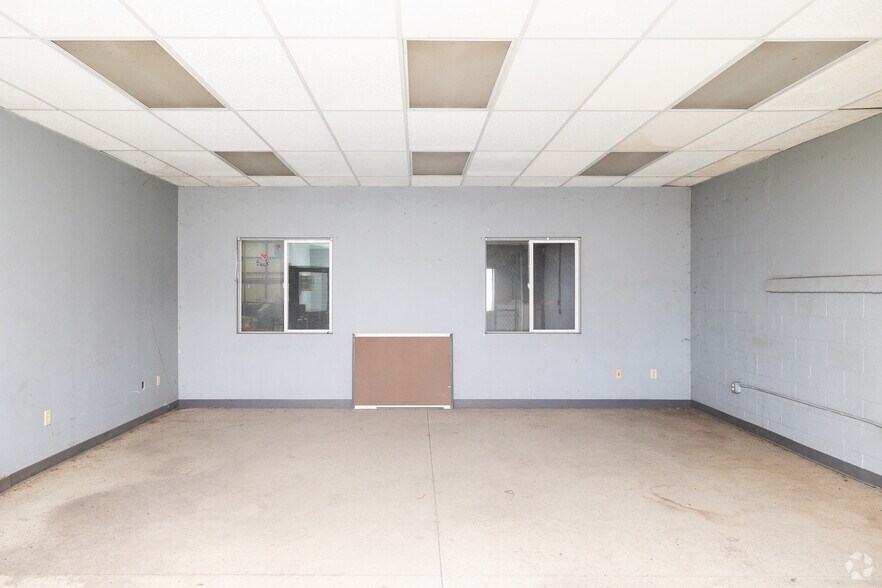 More Photos Of 240 E Industrial Pky, Fayette Manufacturing For Lease