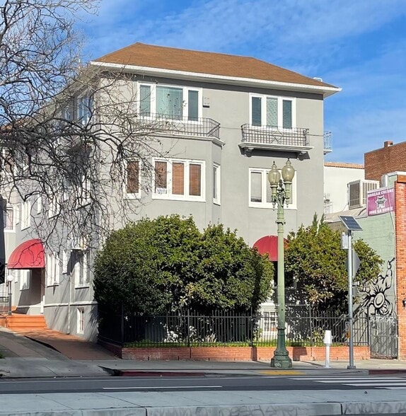 Primary Photo Of 370 Grand Ave, Oakland Office Residential For Lease