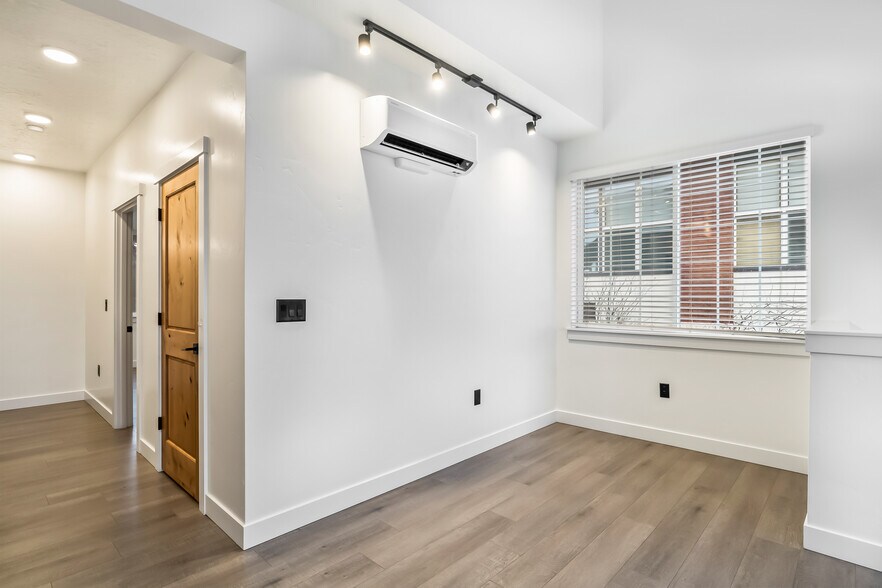 More Photos Of 1441-1461 NW 4th St, Redmond Apartments For Sale