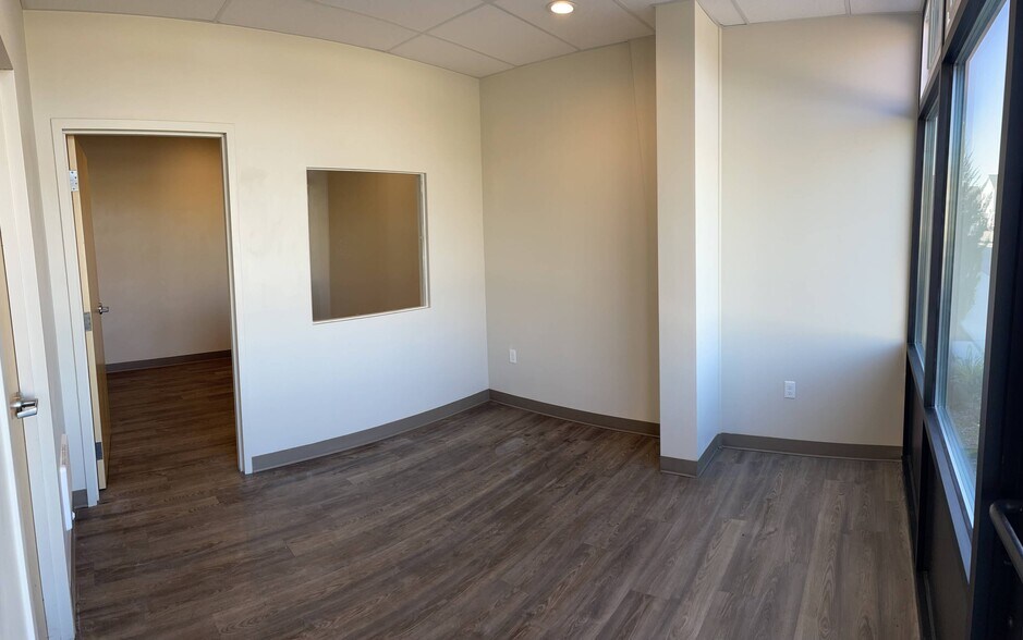 More Photos Of 478 S 2000 W, Springville Warehouse For Lease