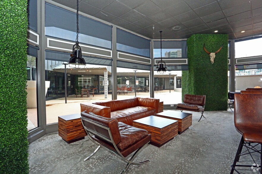 More Photos Of 2021 Guadalupe St, Austin Coworking Space