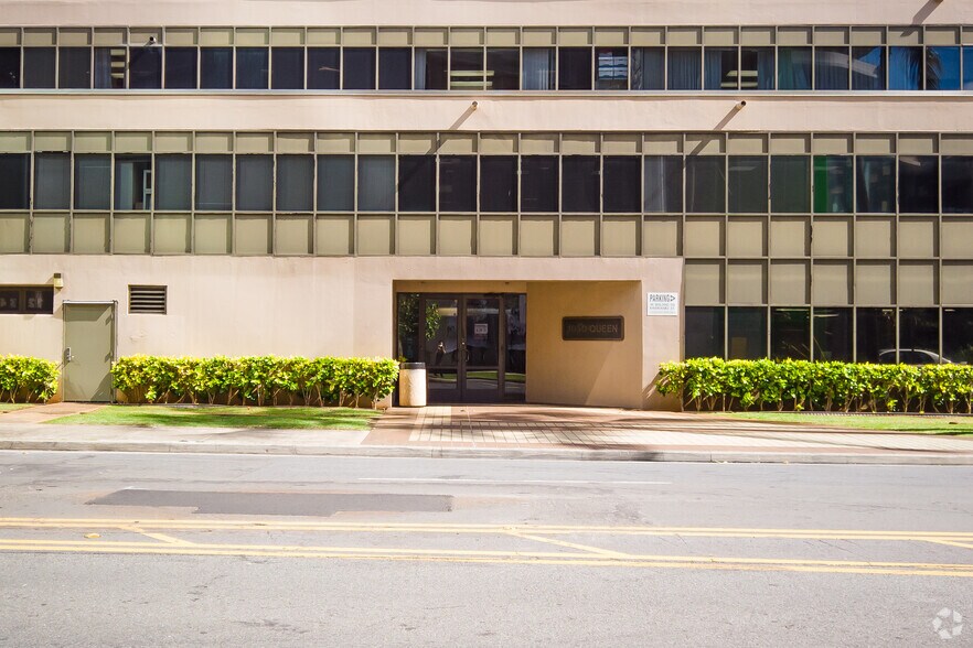 More Photos Of 1050 Queen St, Honolulu Multifamily For Sale