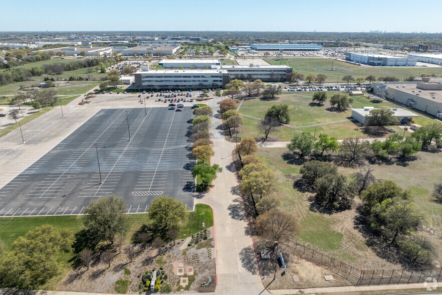 More Photos Of 3300 E Renner Rd, Richardson Office For Lease