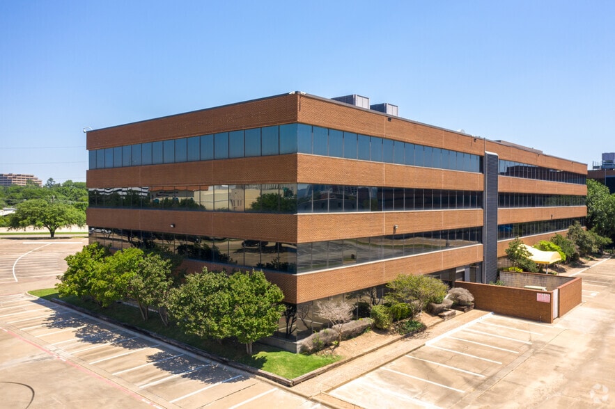 More Photos Of 1430 Empire Central Dr, Dallas Office For Lease