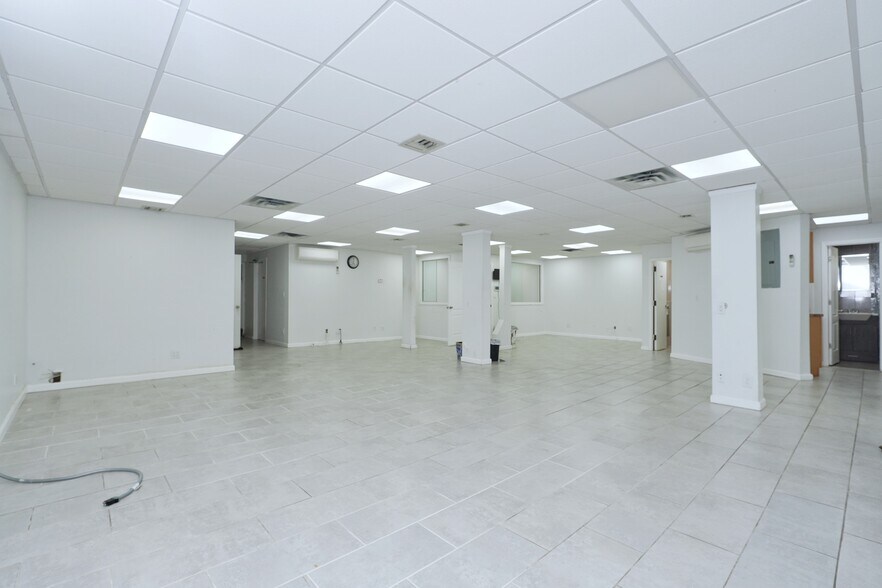 More Photos Of 2215 Hendrickson St, Brooklyn Medical For Sale