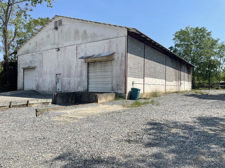 More Photos Of 1853 Jeffersonville Rd Rd, Macon-Bibb Warehouse For Sale