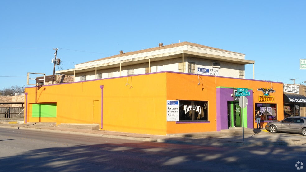 More Photos Of 5938 Curzon Ave, Fort Worth Storefront Retail Residential For Sale