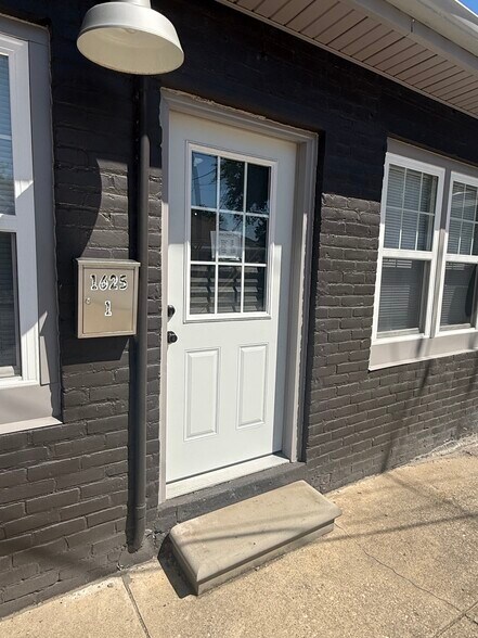 More Photos Of 1625 Pine Grove Ave, Port Huron Storefront Retail Residential For Sale