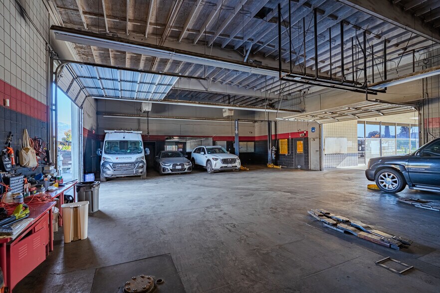 More Photos Of 3630 E Florida Ave, Hemet Auto Dealership For Sale