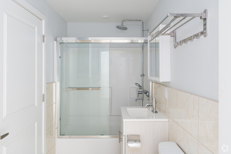 More Photos Of 1700 W Tioga St, Philadelphia Apartments For Sale