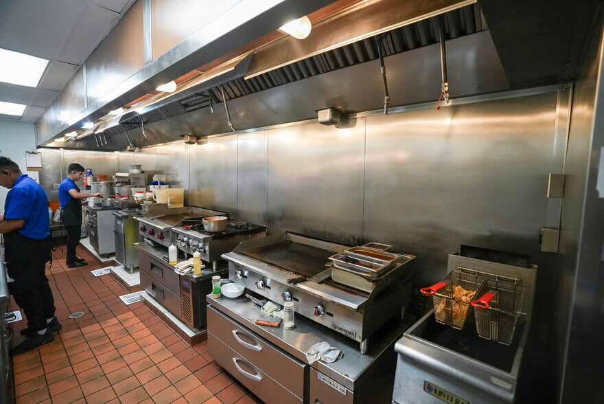 More Photos Of 1235 Harbor Blvd, West Sacramento Restaurant For Sale