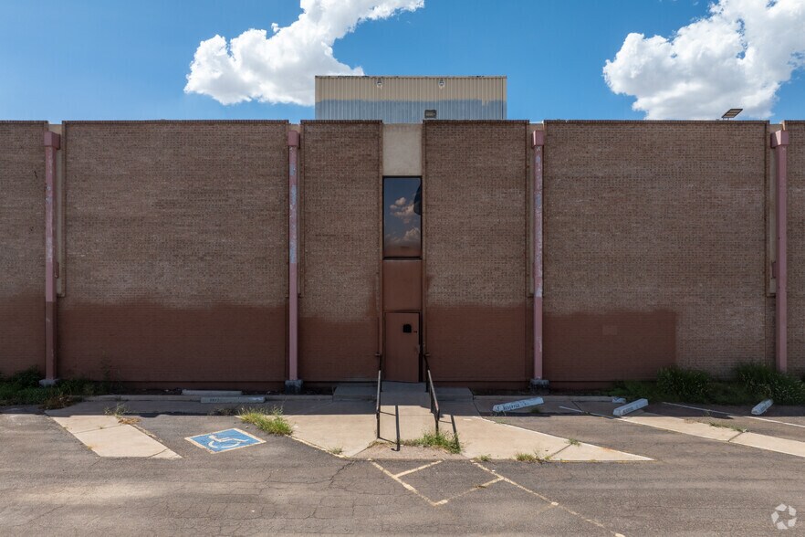 More Photos Of 1833-1841 W Buchanan St, Phoenix Industrial For Sale