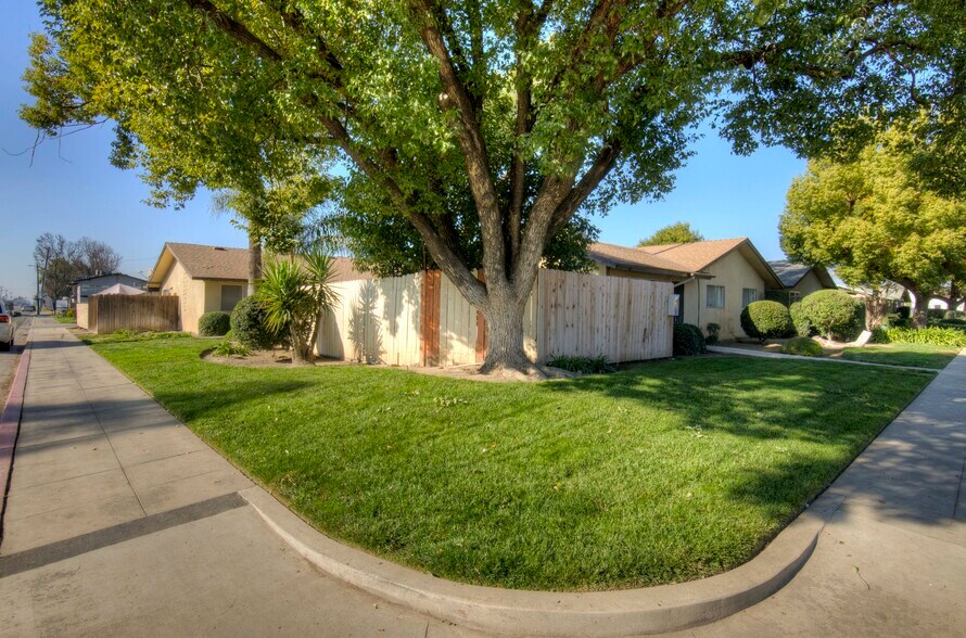 More Photos Of 1136 Sylmar Ave, Clovis Apartments For Sale