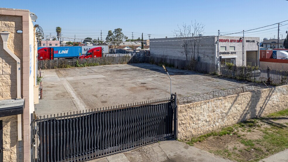 More Photos Of 1003 E G St, Wilmington Warehouse For Lease