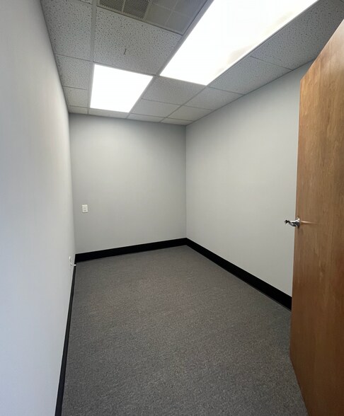 More Photos Of 1155 Rogers Bridge Rd, Duncan Industrial For Lease