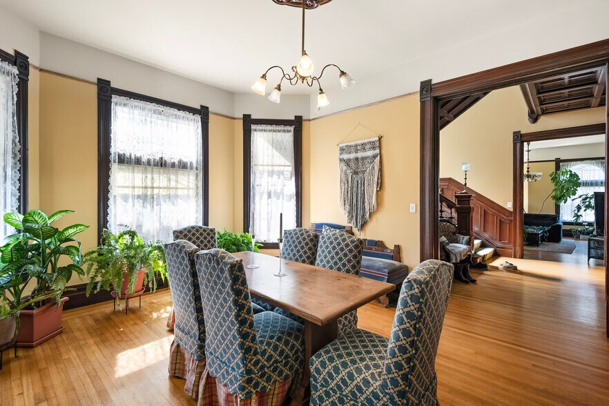 More Photos Of 1833 Clinton Ave, Alameda Apartments For Sale