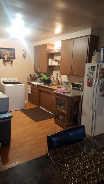 More Photos Of 8016 S Western Ave, Los Angeles Apartments For Sale
