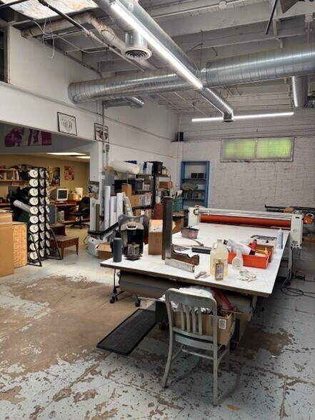 More Photos Of 1024 Garson Ave, Rochester Light Manufacturing For Sale