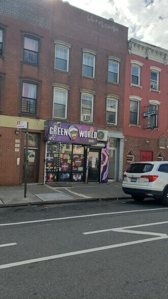 More Photos Of 1078 DeKalb Ave, Brooklyn Storefront Retail Residential For Sale