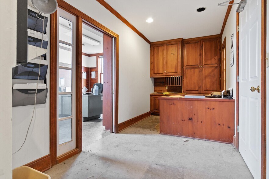 More Photos Of 380 N Middle Rd, Belgium Land For Sale