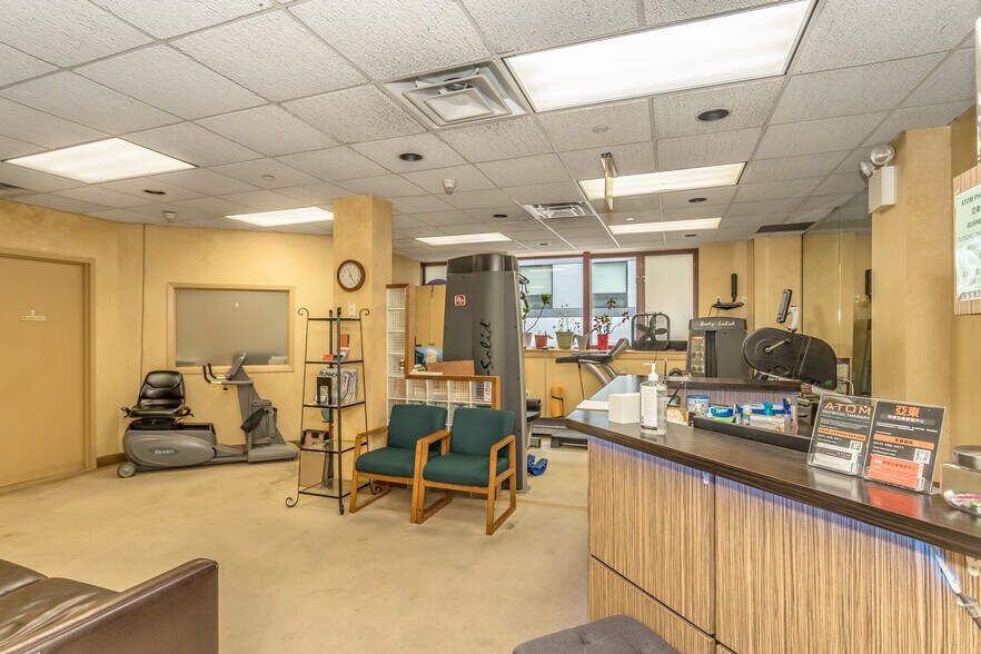 More Photos Of , Bayside Office For Sale