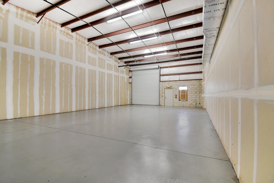 More Photos Of 1761 Dobbs Rd, Saint Augustine Warehouse For Lease