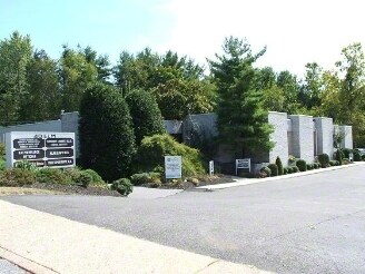 More Photos Of 40 Elm Ave, Woodbury Heights Medical For Lease