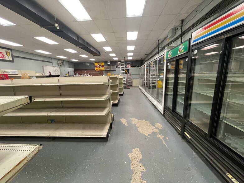 More Photos Of 1613 Montello Ave NE, Washington Storefront For Sale