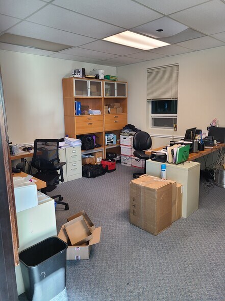 More Photos Of 117 Buford Dr, Lawrenceville Freestanding For Sale