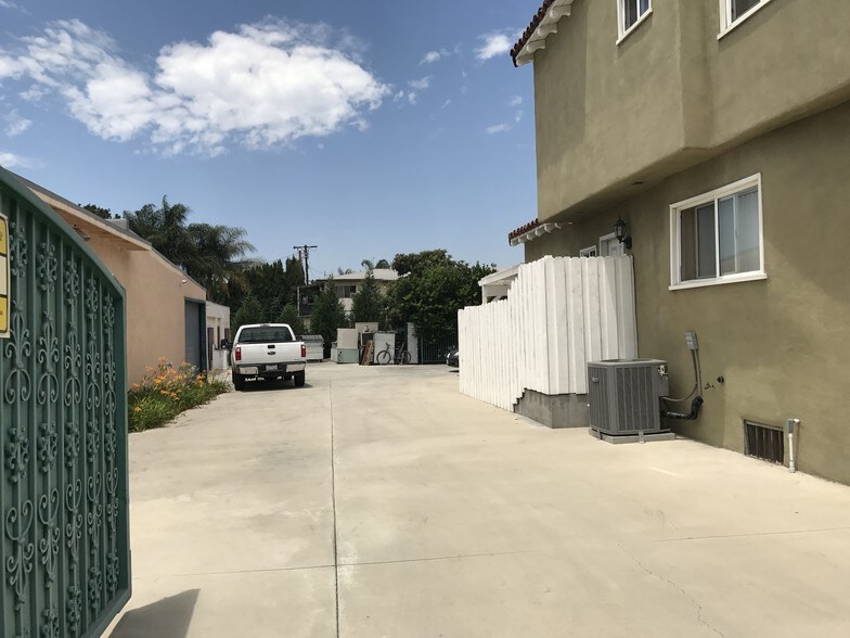 More Photos Of 2357 Durfee Ave, El Monte Storefront Retail Residential For Sale