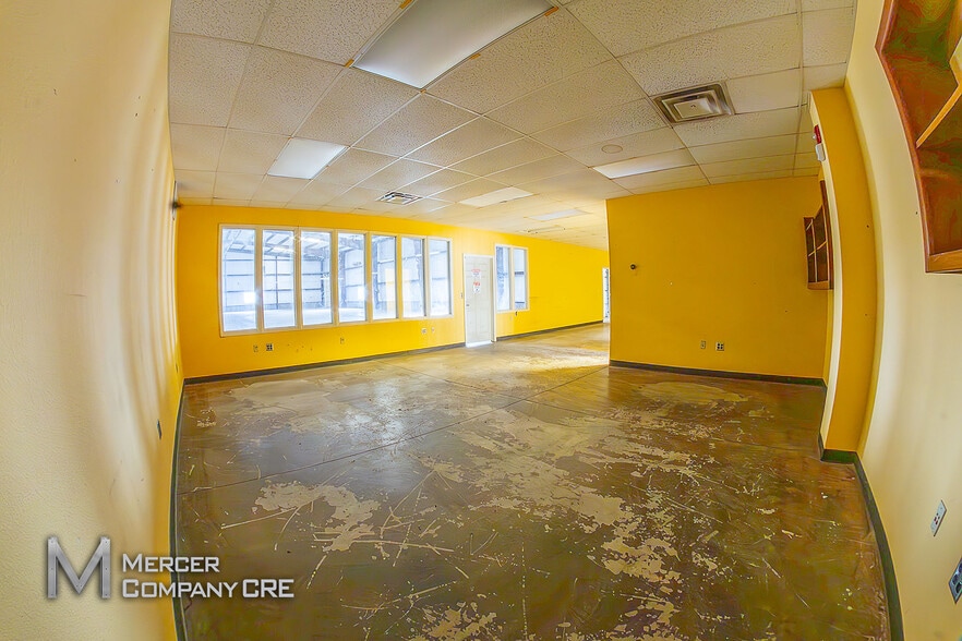 More Photos Of 340 S Eckroat St, Oklahoma City Unknown For Lease