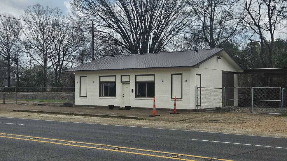 More Photos Of 2630 Desiard St, Monroe Storefront Retail Office For Sale