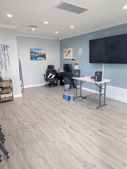 More Photos Of 16119 Clark Ave, Bellflower General Retail For Lease